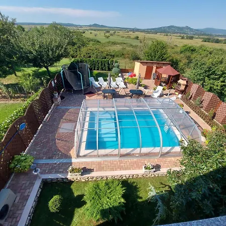 Casa de Férias Fenyves Vendèghàz