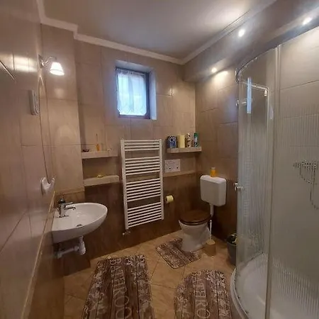 Fenyves Vendeghaz Ταπόλκα