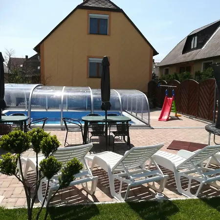 Fenyves Vendeghaz Holiday home