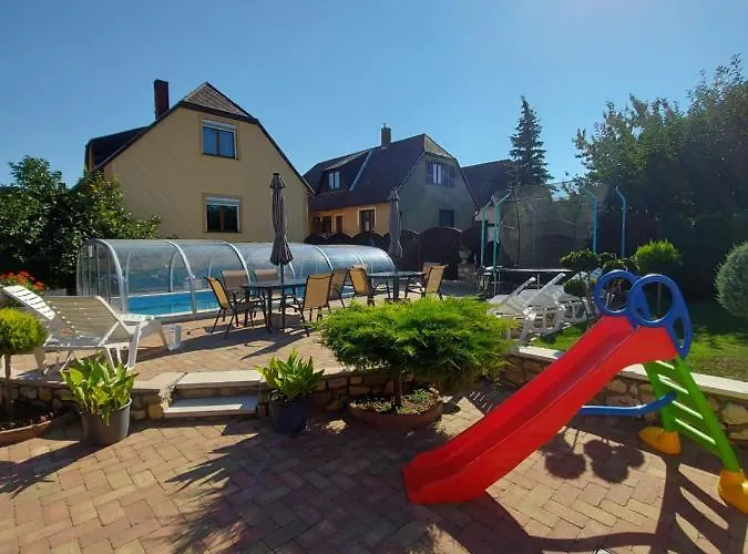 Fenyves Vendeghaz Tapolca