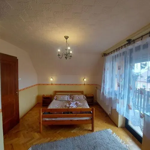 Fenyves Vendeghaz Dom wakacyjny Tapolca