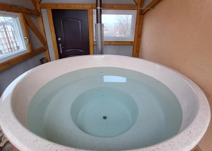 Fenyves Vendeghaz Dom wakacyjny *