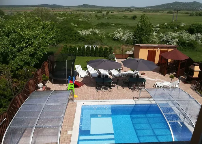 Casa de Férias Fenyves Vendèghàz *